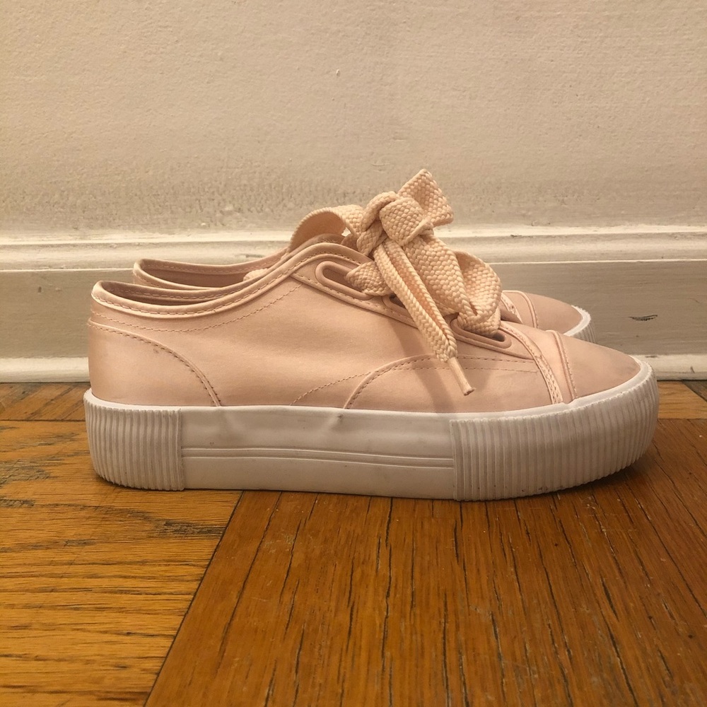 h&m sneakers